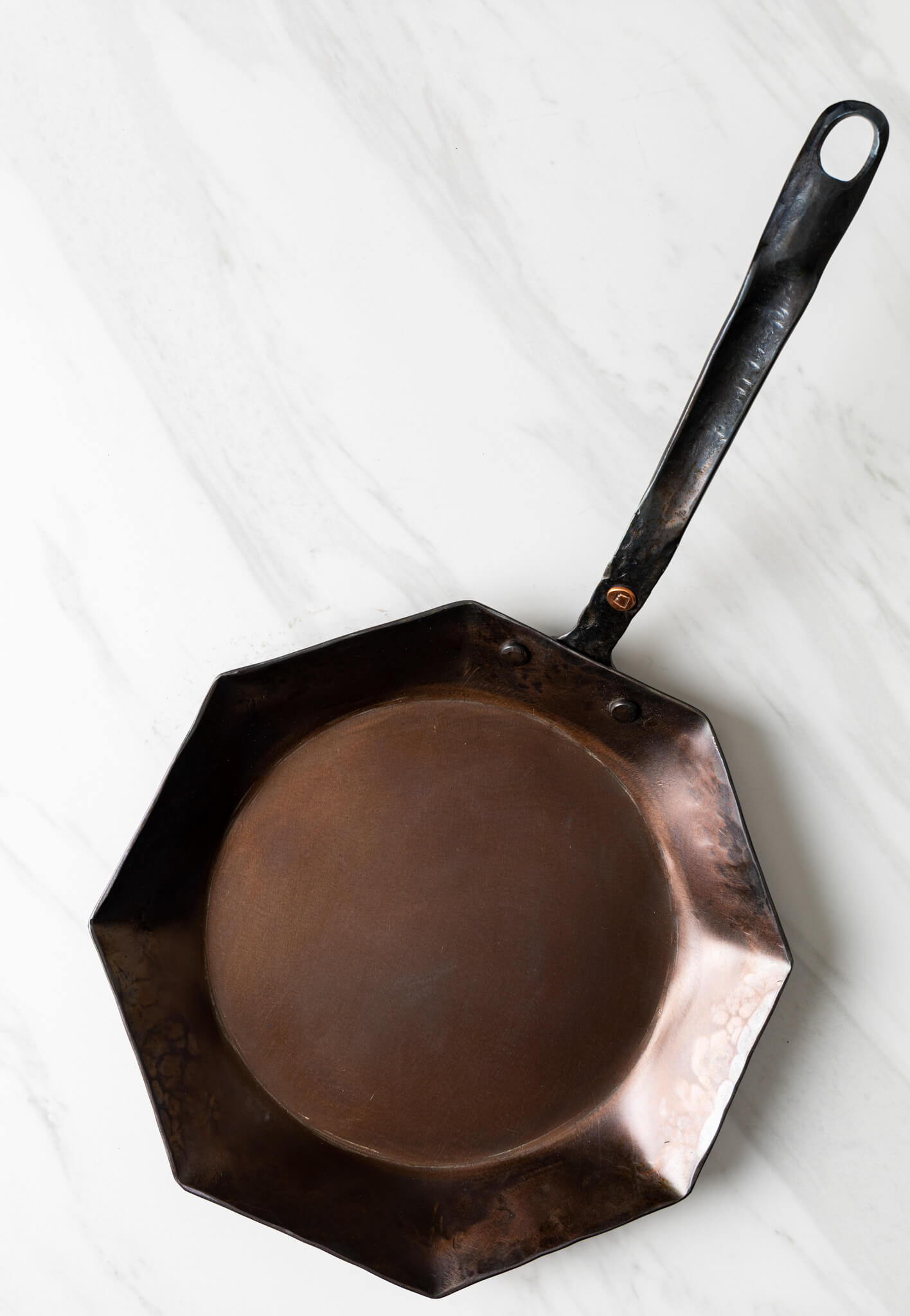 10" Octagon Carbon Steel Skillet (Hand Forged!)
